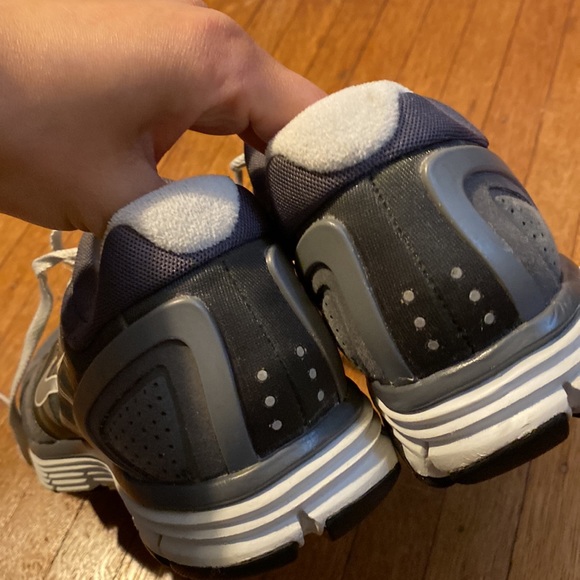 Nike Lunarglide 2 Flywire Running Shoes Sneakers 407647-013 - size 7.5 - Picture 3 of 8